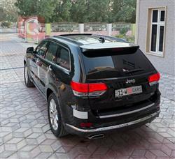 جیپ گراند شیرۆکی